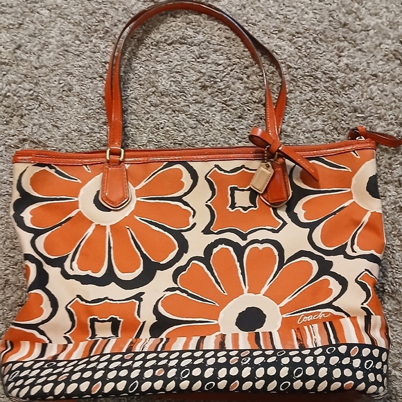 COACH Poppy Glam Scarf Print Floral Tote Bag Orange Patent Leather Hangtag Y2K - Picture 15 of 15